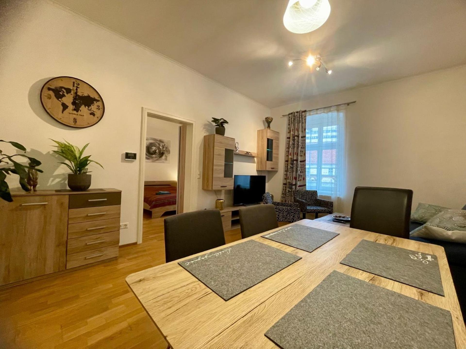 Bobbys Gartenapartment Krems an der Donau Exterior foto